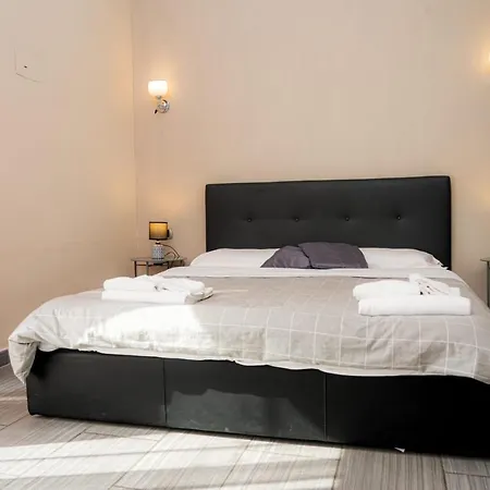 Paradise 4* Neapol