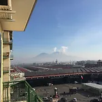 Paradise Konukevi Napoli
