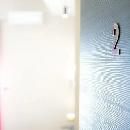 ゲストハウス B＆b パラダイス
