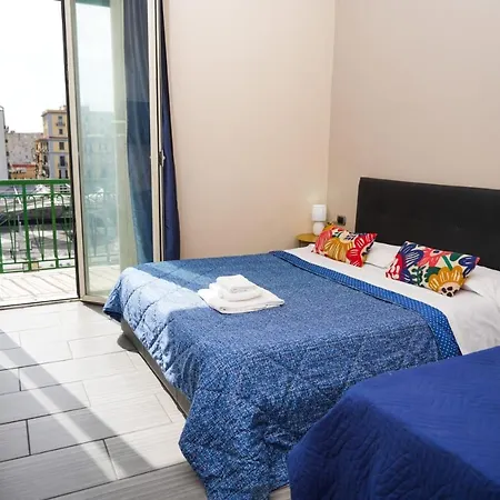 B＆b パラダイス 4*