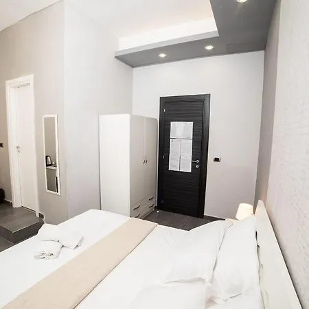 ゲストハウス B＆b パラダイス ナポリ
